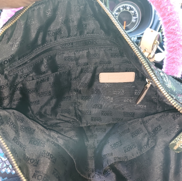 Purse - Picture 2 of 2